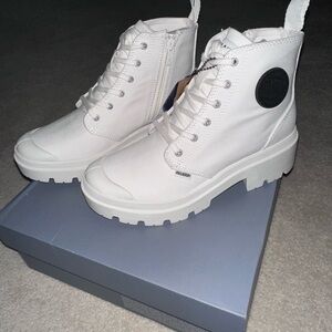 Palladium Women's White High-Top Boots
